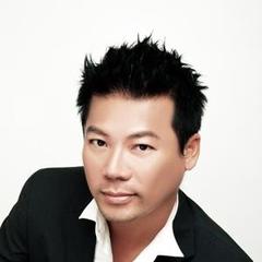 我愿意+容易受伤的女人+我一个人住+得意的笑