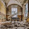 Feather Footed(feat. Greazy Jenkins & TMC!) (Explicit) - Vivid Scientific&Gloomy Sxnday&Greazy Jenkins&Tmc!