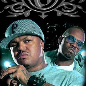 Three 6 Mafia《SWERVIN'(Feat. Mike Jones & Paul Wall)》[MP3_LRC]