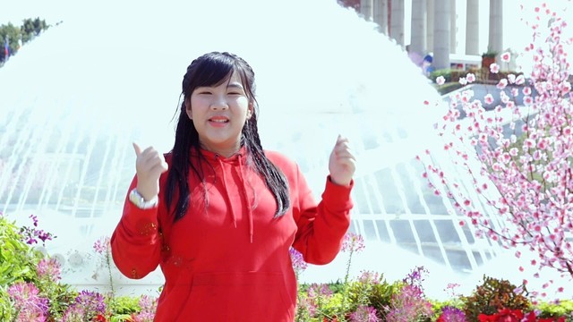 梁欣宏&黄钰涵&闫雅雯&叶嘉蓉&叶梓琪&黄宝仪&许凯杰&陈铭《留在深圳过大年》